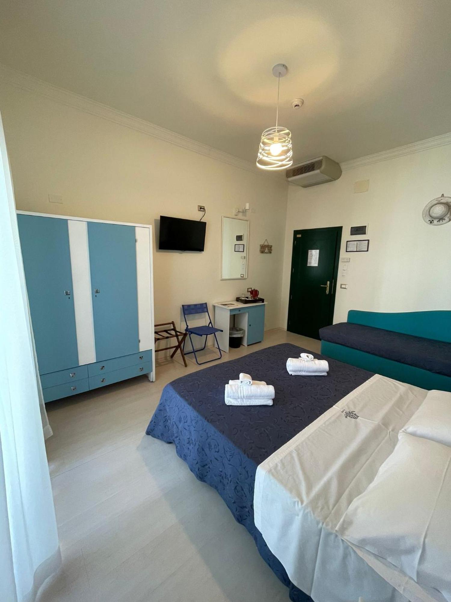 Hotel Dei Platani Rimini Kültér fotó